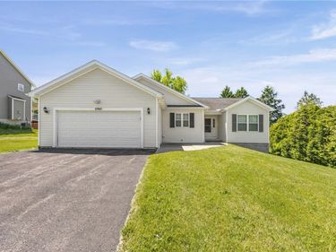2062 Johnny Lane, Walworth, NY 14568