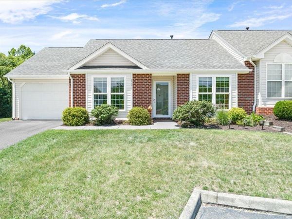 7321 Scarlet Oak DR, Roanoke, VA 24019