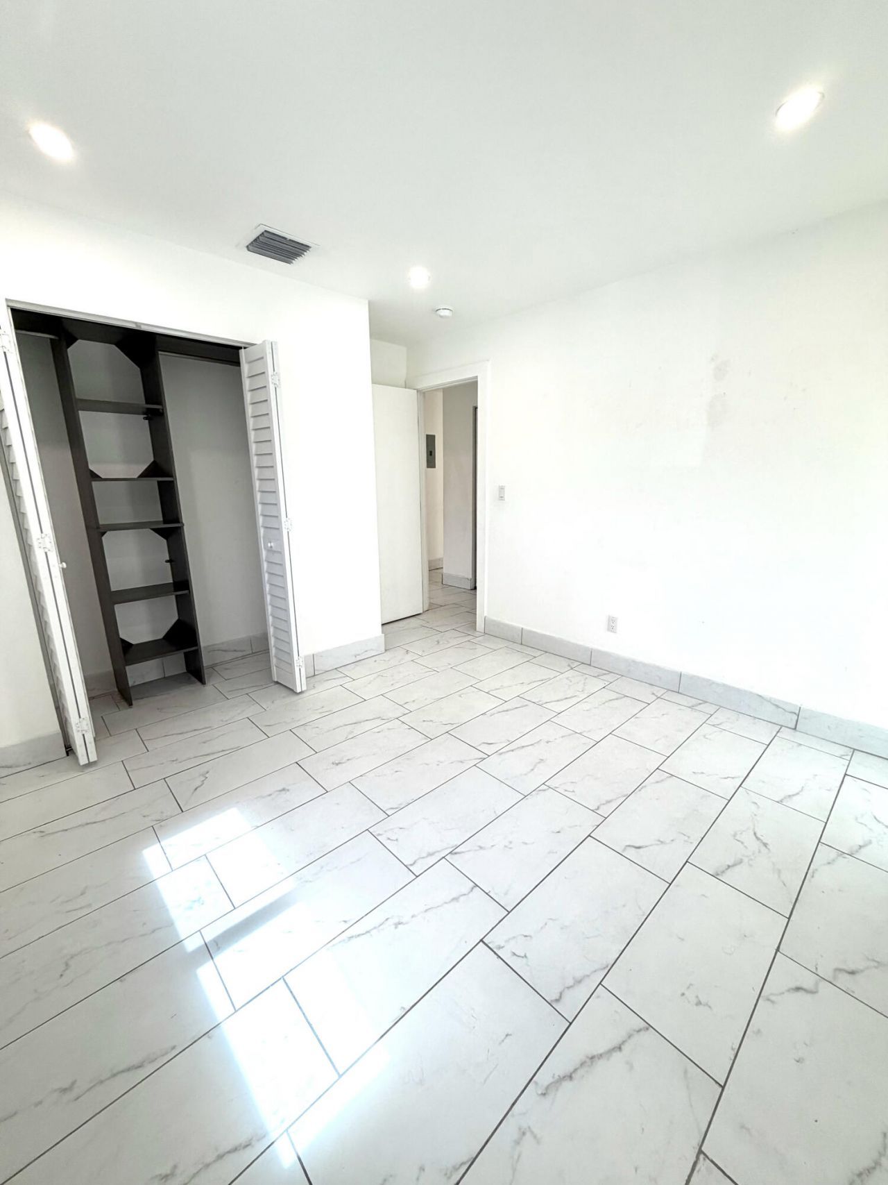 4665 SW 33rd Avenue, Fort Lauderdale, FL 33312 Photo