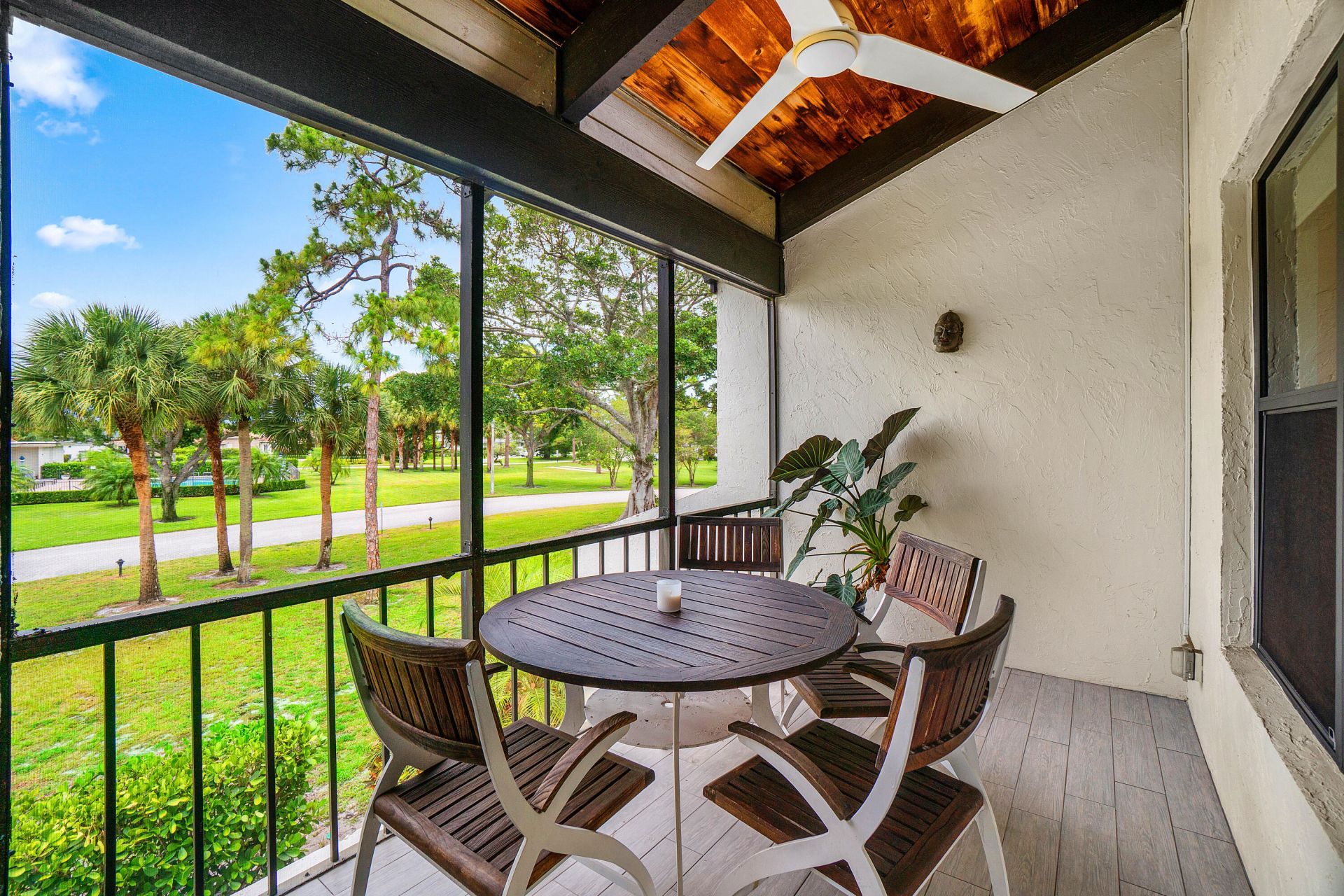 830 Greensward Court, Unit 206-h, Delray Beach, FL 33445 Photo