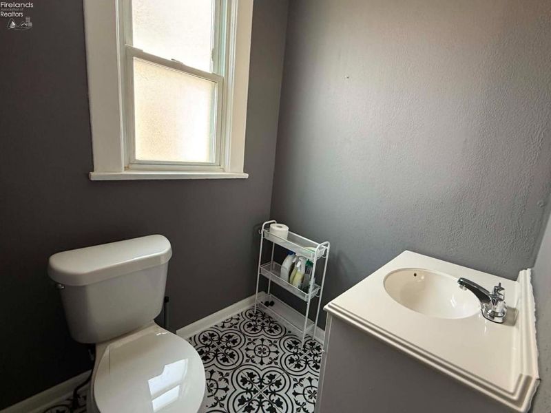2 Andress Court, Lorain, OH 44052 Photo 7