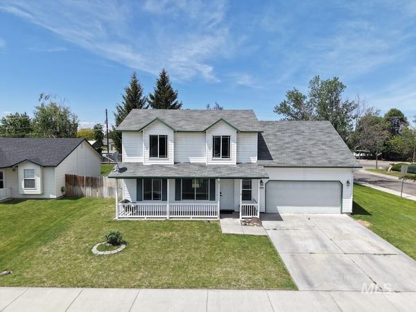 1855 Sparrow Hawk Ave, Kuna, ID 83634