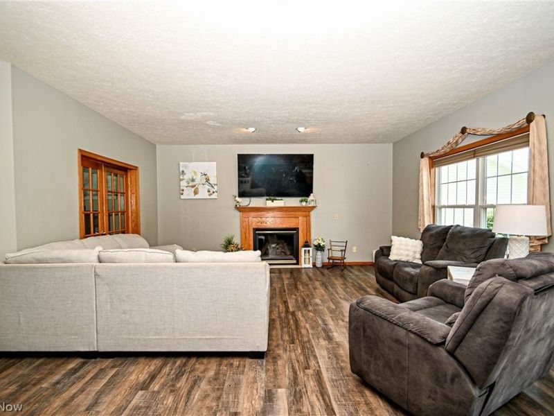 1295 Cheverton Avenue , Louisville, OH 44641 Photo 16