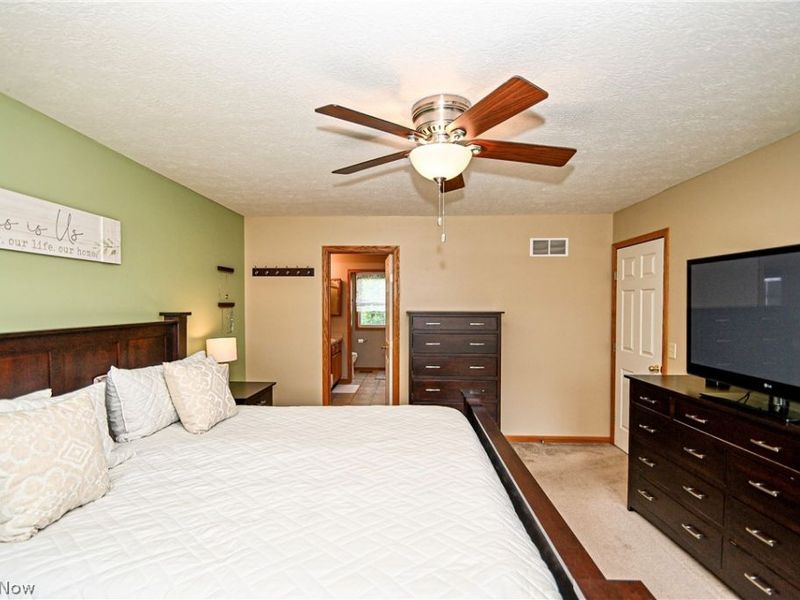 1295 Cheverton Avenue , Louisville, OH 44641 Photo 25