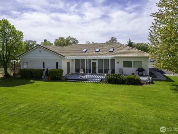 19185 St. Andrews Drive NW, Soap Lake, WA 98851
