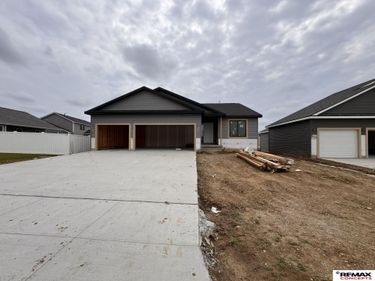 6920 N 8th Street, Lincoln, NE 68521