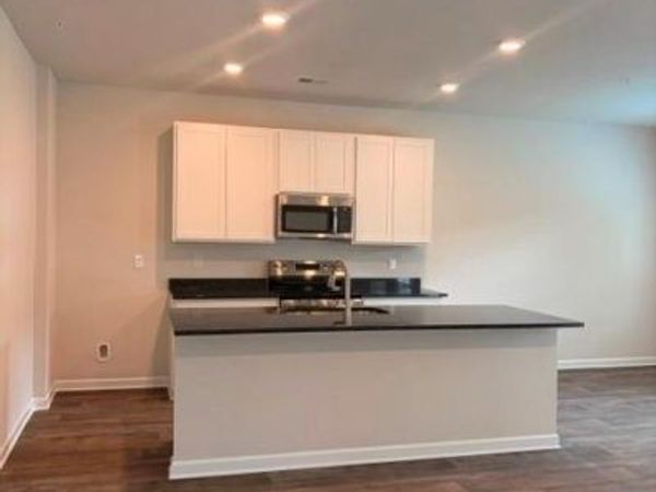 8333 Columbia Court , Palmetto, GA 30268