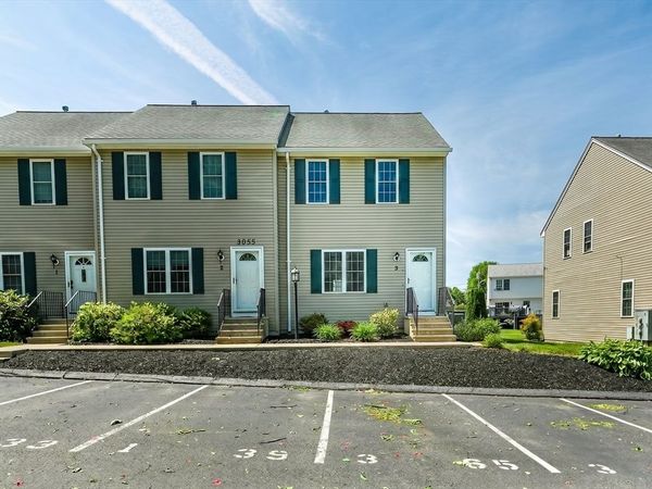 5055 North Main Street, Unit 3, Fall River, MA 02720