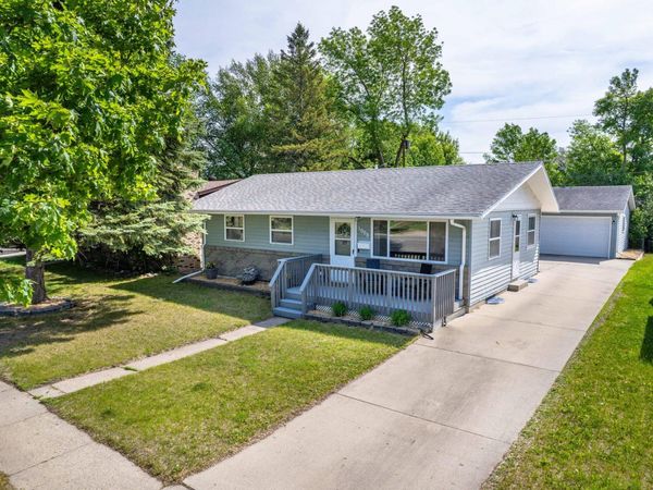 1008 14th Street N, Moorhead, MN 56560