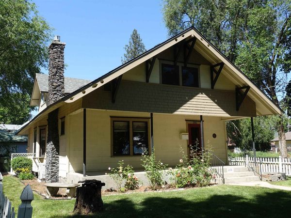 206 W Waverly Pl, Spokane, WA 99205