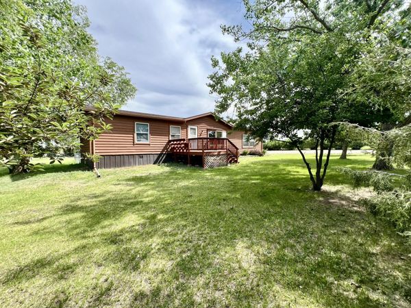 806 Holly Road, Pierre, SD 57501