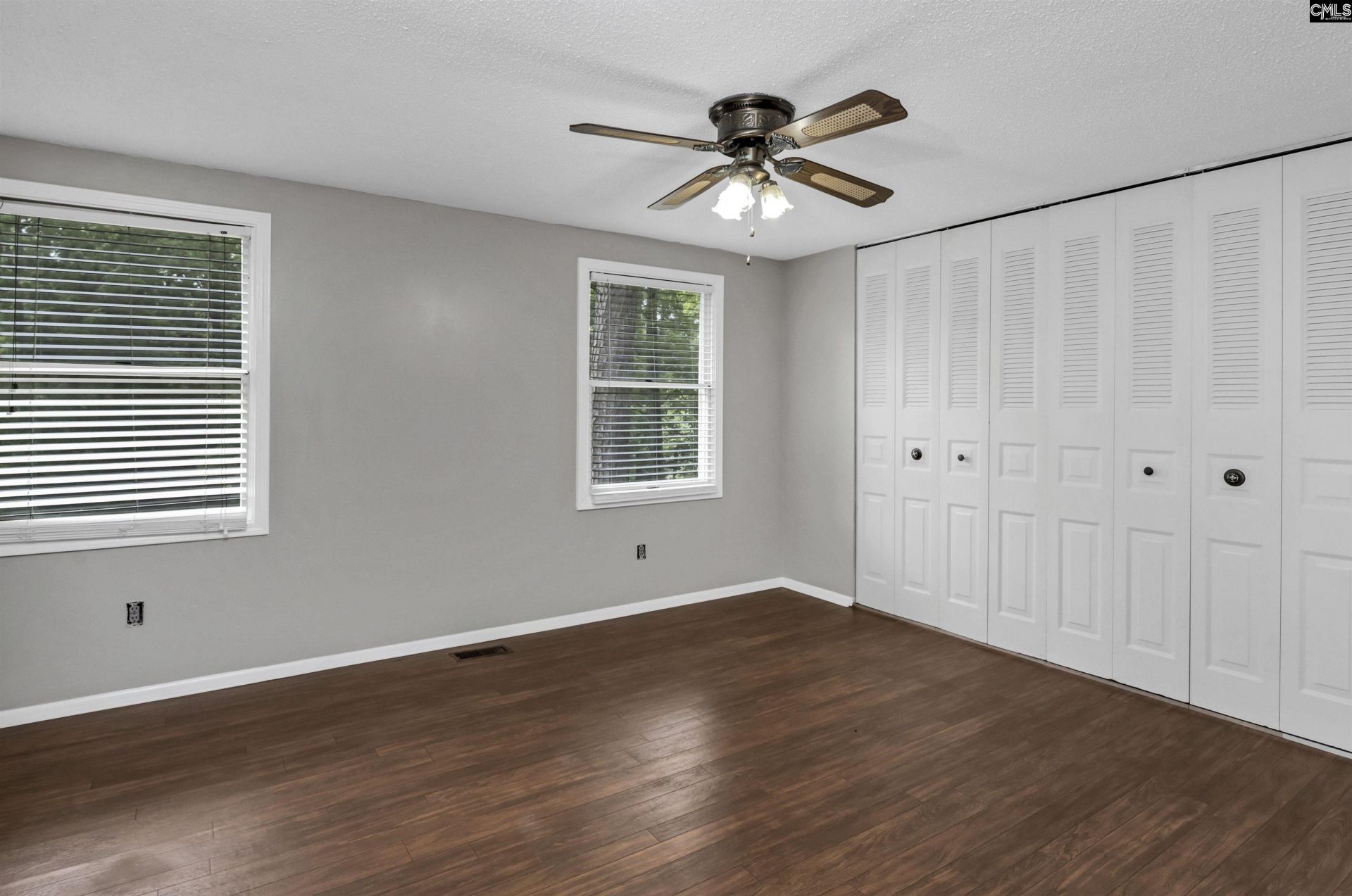 114 Crossbow Court  Photo 33