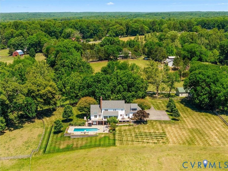 Property Image 100
