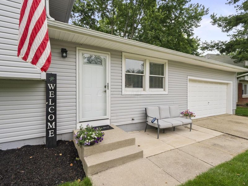 442 Hilltop Drive , Pickerington, OH 43147 Photo 2