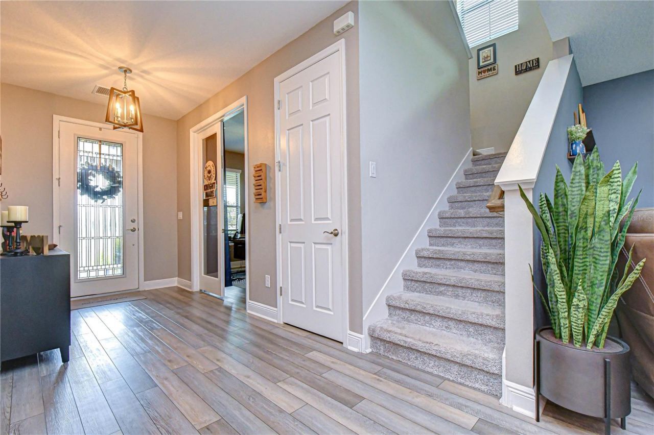 14710 Horse Trot Road , Lithia, FL 33547 Photo