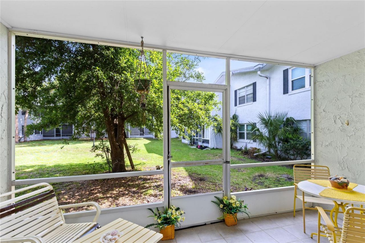 6075 Amberly Court , Unit F40, Orlando, FL 32822 Photo