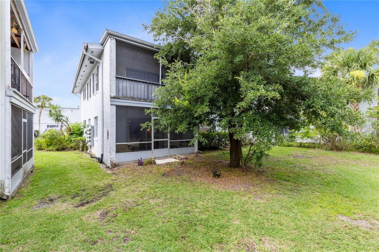 6075 Amberly Court , Unit F40, Orlando, FL 32822 Photo