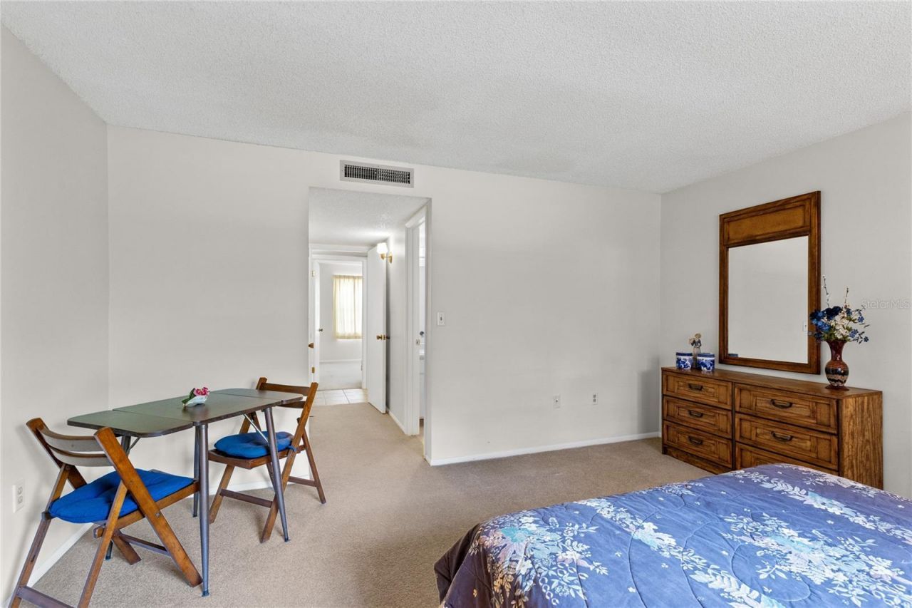 6075 Amberly Court , Unit F40, Orlando, FL 32822 Photo