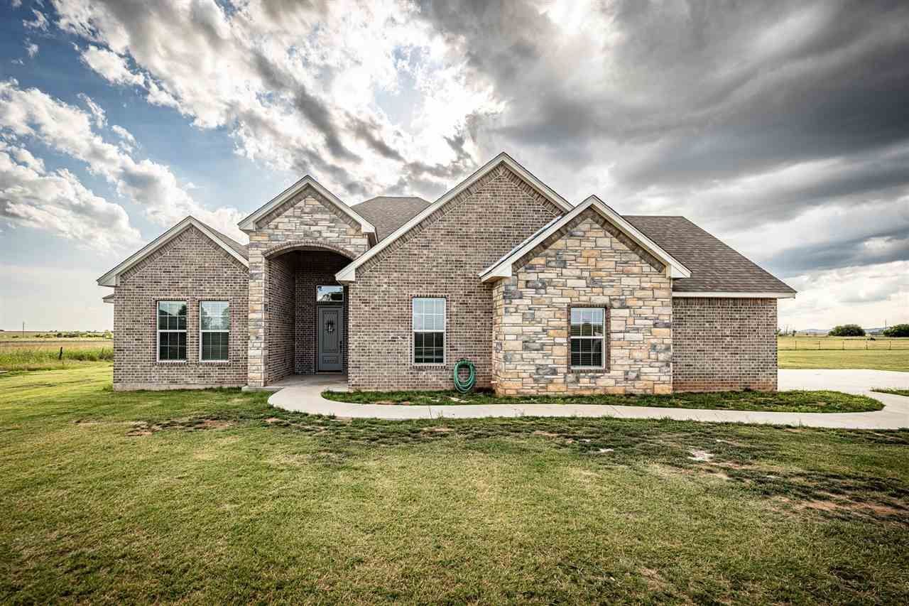 409 SW Applewood, Lawton, OK 73505 Main Photo