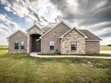 409 SW Applewood, Lawton, OK 73505