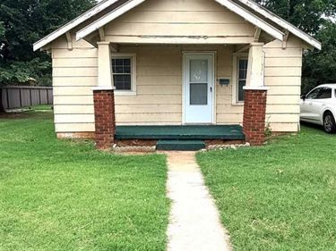 608 E Central Blvd, Anadarko, OK 73005