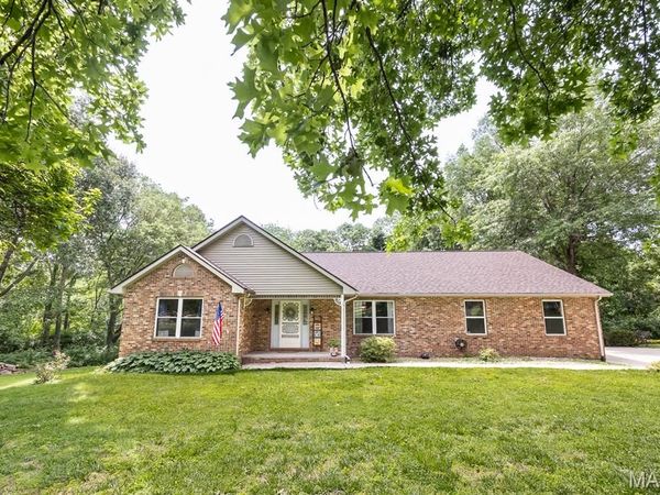 3104 Wild Flower Lane, Belleville, IL 62221