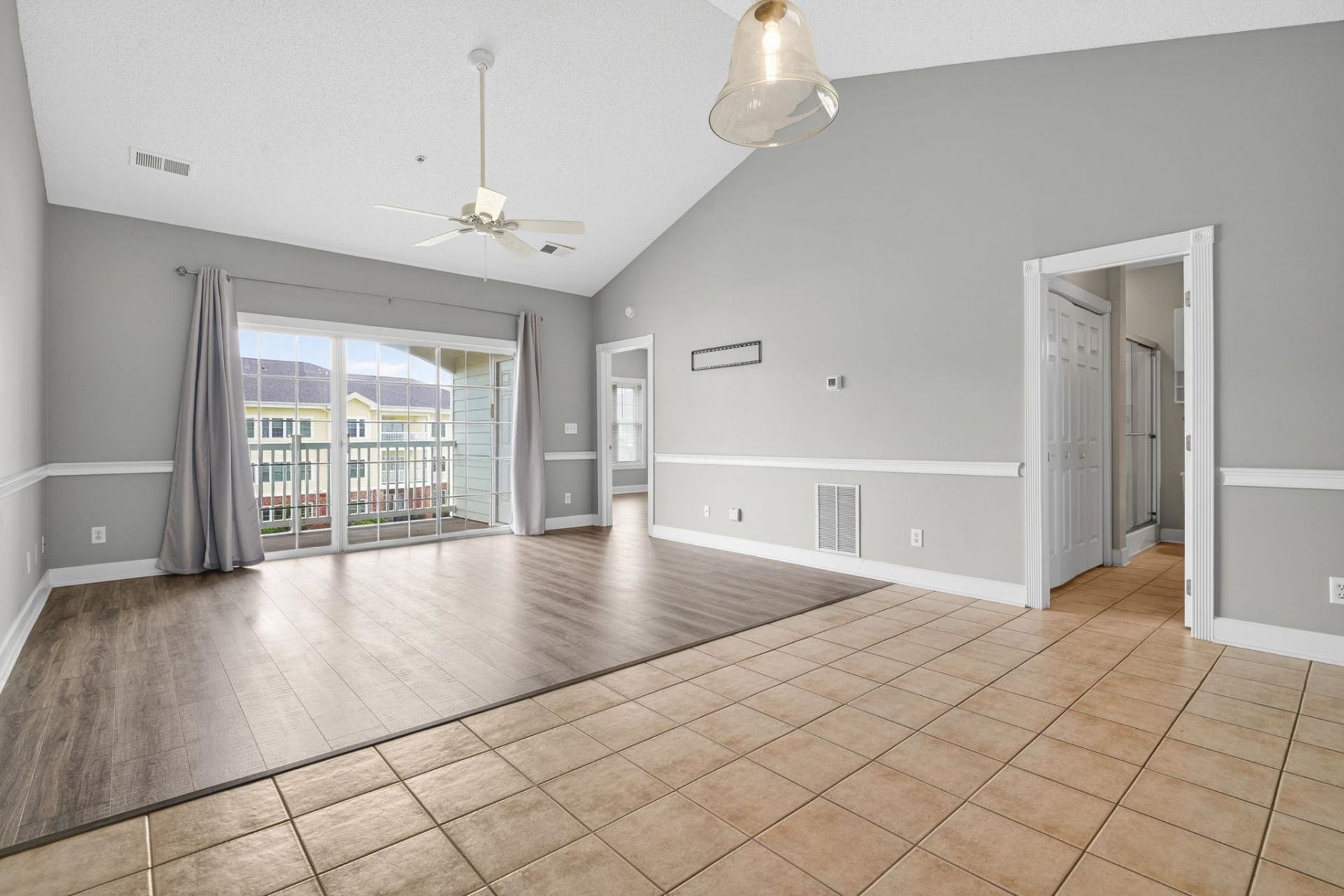 4860 Carnation Circle  Photo 16