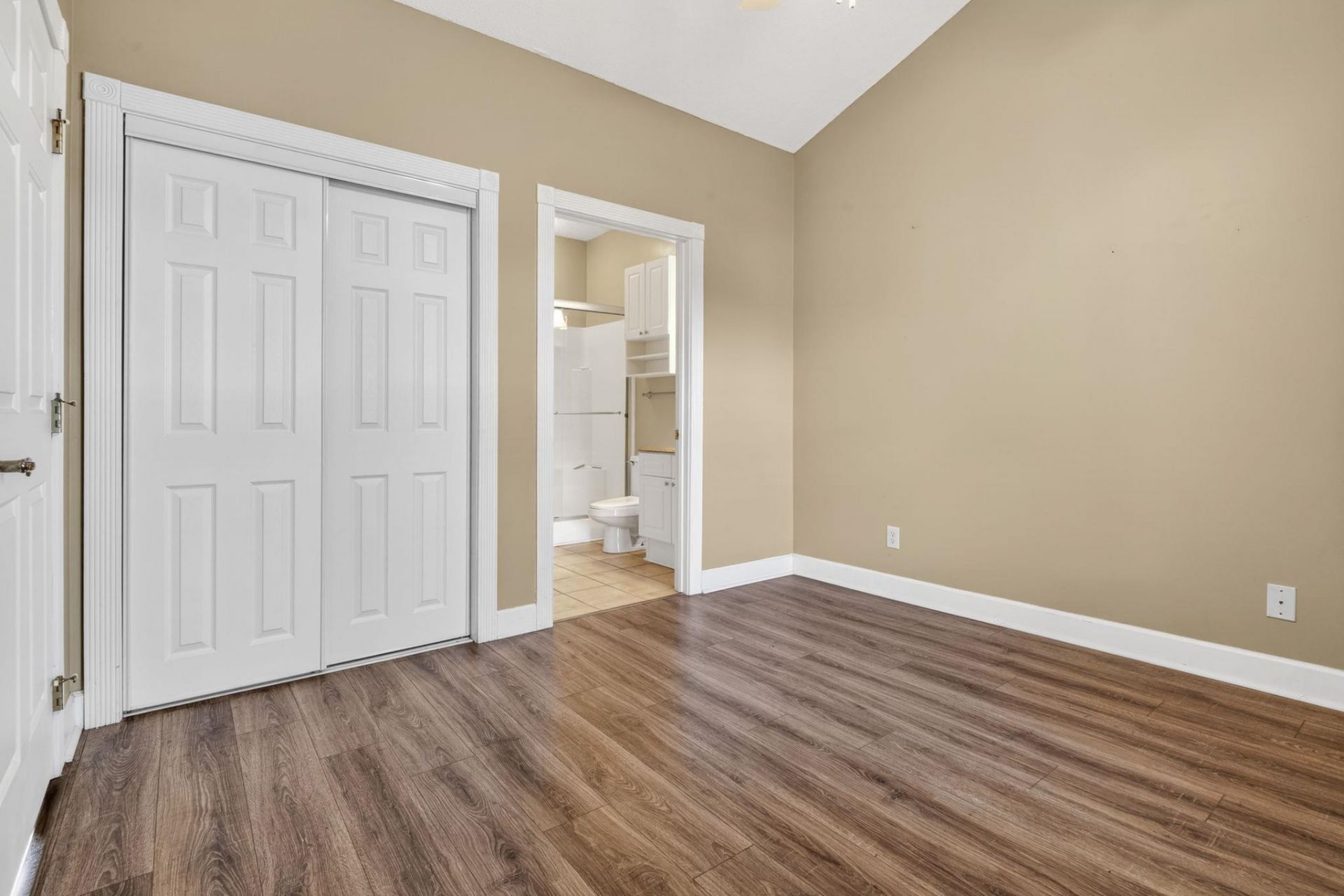 4860 Carnation Circle  Photo 21