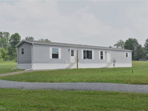 2780 Columbiana Road , New Springfield, OH 44443