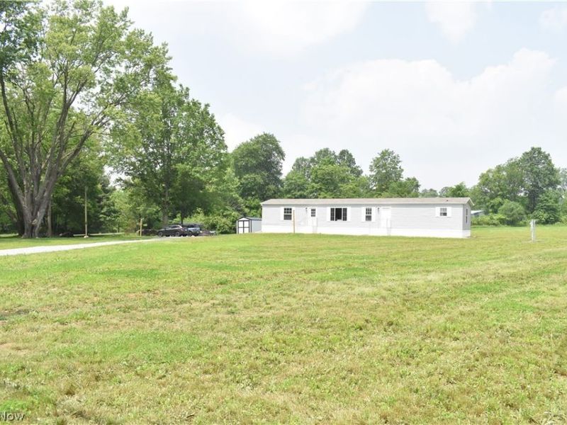 2780 Columbiana Road , New Springfield, OH 44443 Photo 6