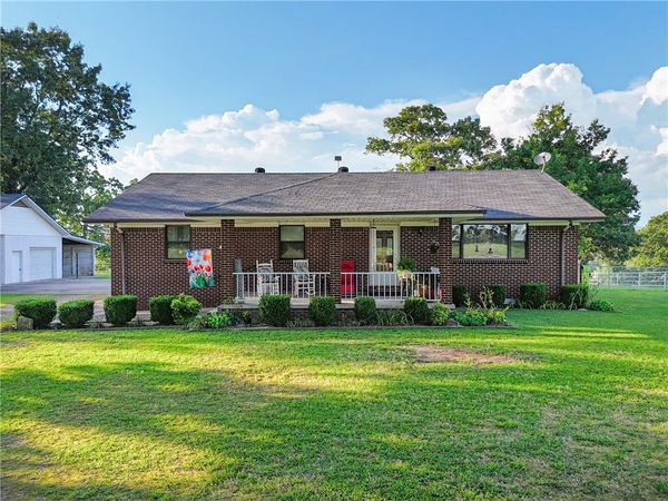 1249 CR 3360 , Clarksville, AR 72830