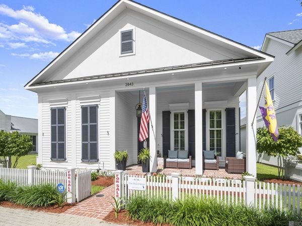2843 Pointe-marie Dr, Baton Rouge, LA 70820