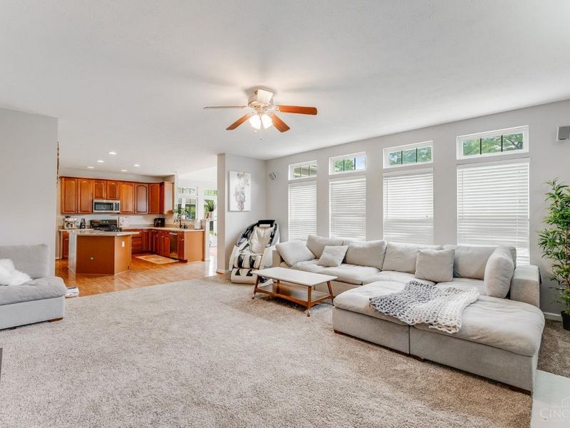 5692 Woodmansee Way, Liberty Township, OH 45011 Photo 12