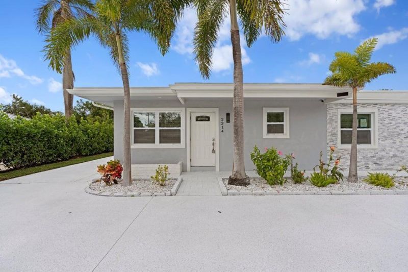2312 Spanish Trail, Delray Beach, FL 33483 Photo