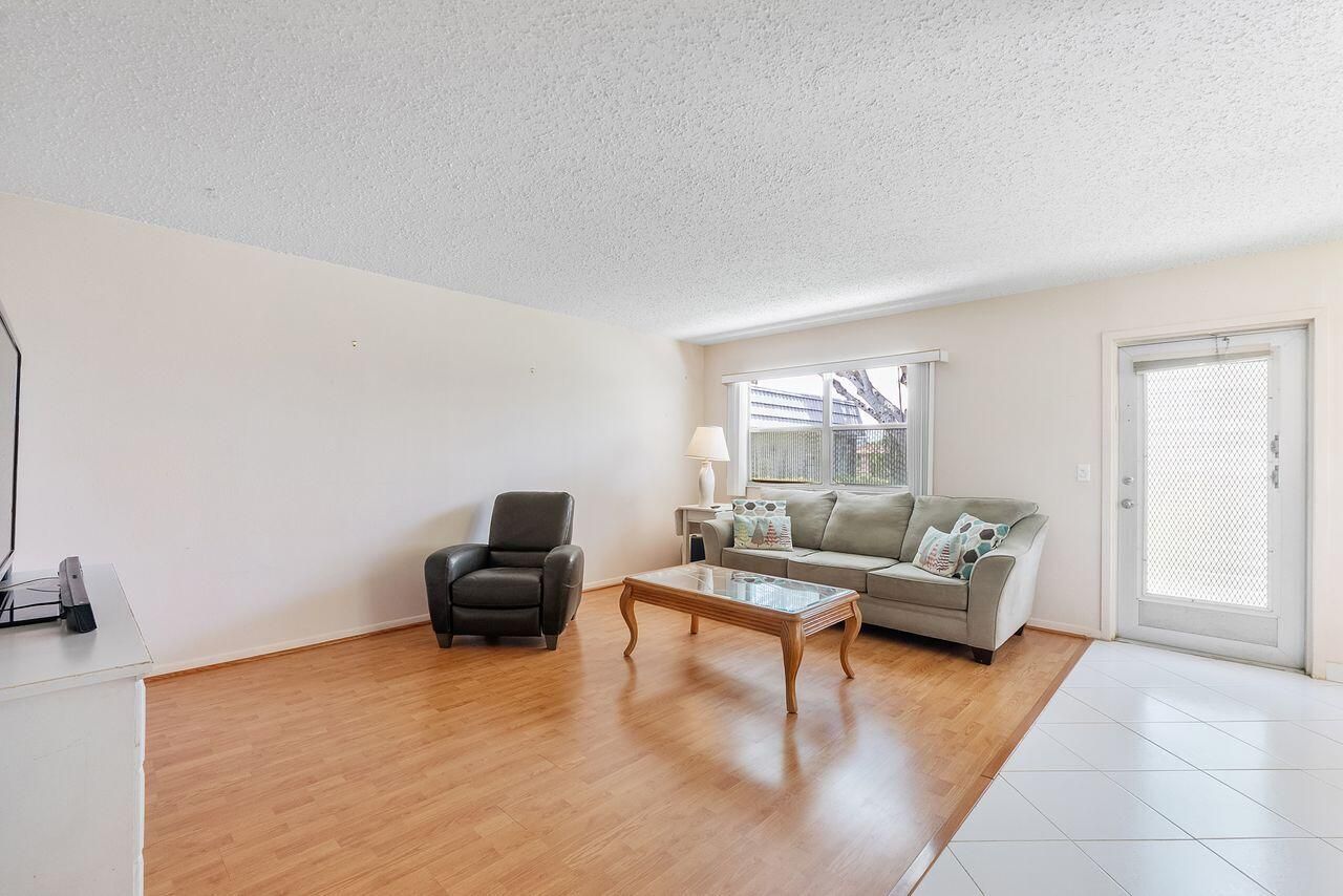 9 Valencia Trail, Delray Beach, FL 33446 Photo