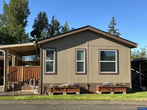 5642 NE Tumbleweed Cir, Brooks, OR 97305