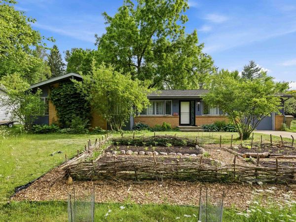 2310 Tanager Trail, Madison, WI 53711