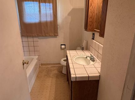 1129 Idaho Ave, Los Banos, CA 93635 Photo