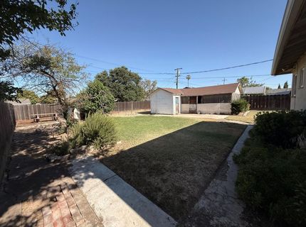 1129 Idaho Ave, Los Banos, CA 93635 Photo