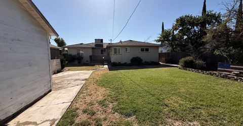 1129 Idaho Ave, Los Banos, CA 93635 Photo