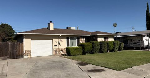 1129 Idaho Ave, Los Banos, CA 93635 Photo