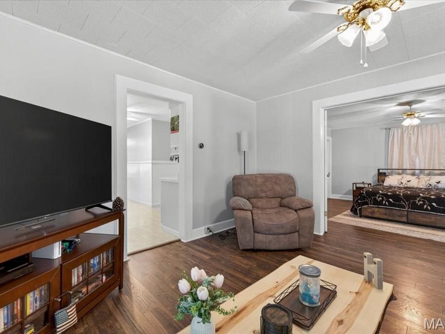 Property Image 6