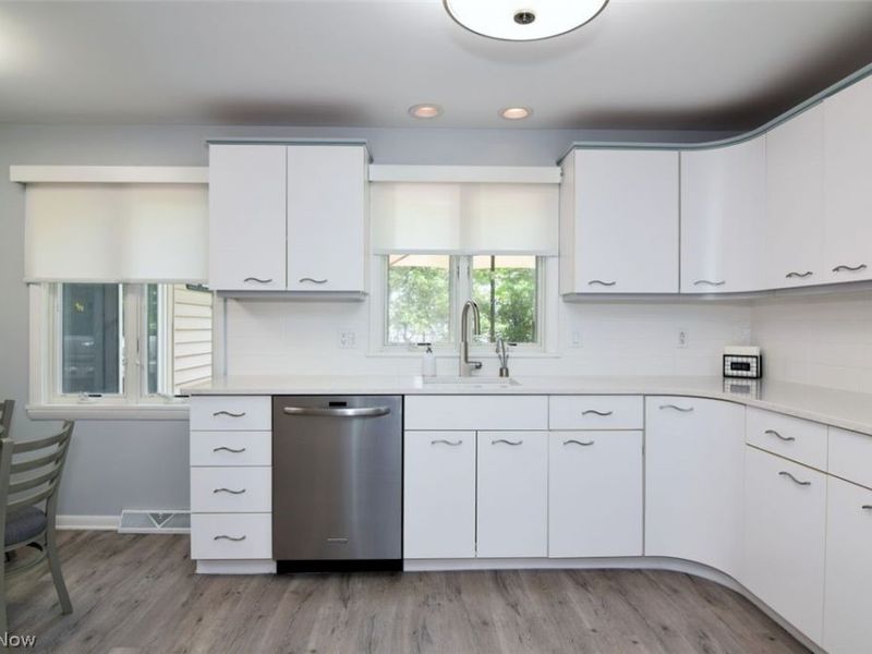 23531 Wendover Drive , Beachwood, OH 44122 Photo 13