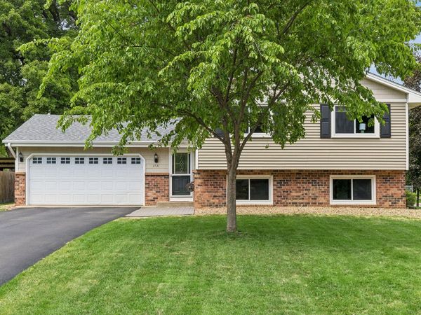 1731 130th Avenue NE, Blaine, MN 55449