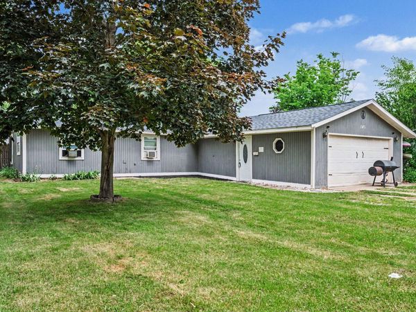 145 W Lafayette Street, Constantine, MI 49042
