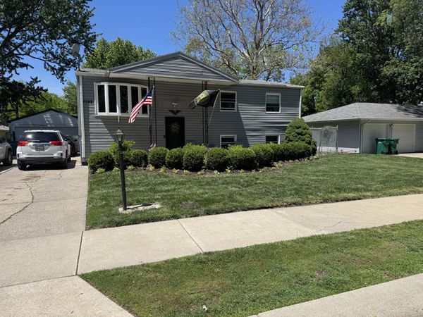 7742 Taney Place , Merrillville, IN 46410