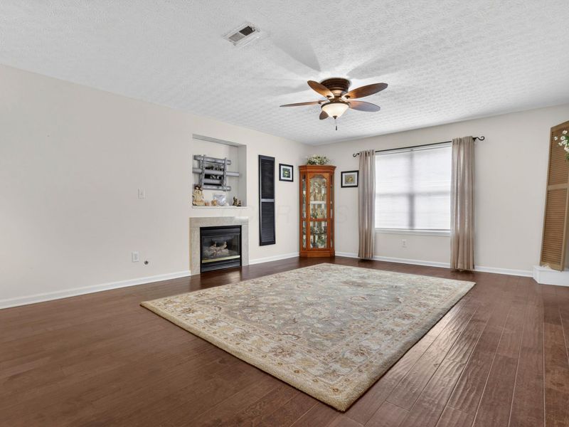 24 Bloomfield Hills Drive , Ashville, OH 43103 Photo 13