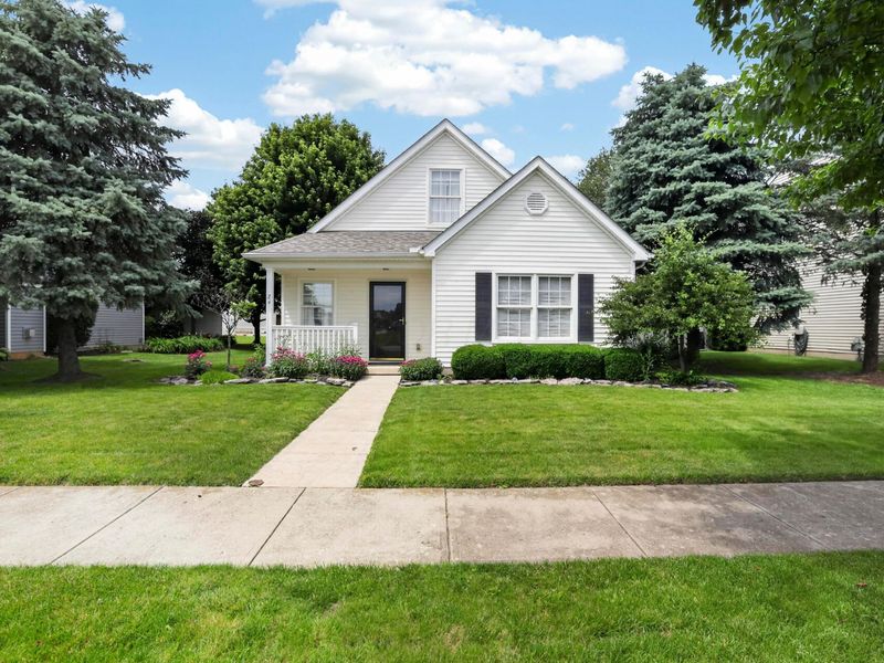 24 Bloomfield Hills Drive , Ashville, OH 43103 Photo 2