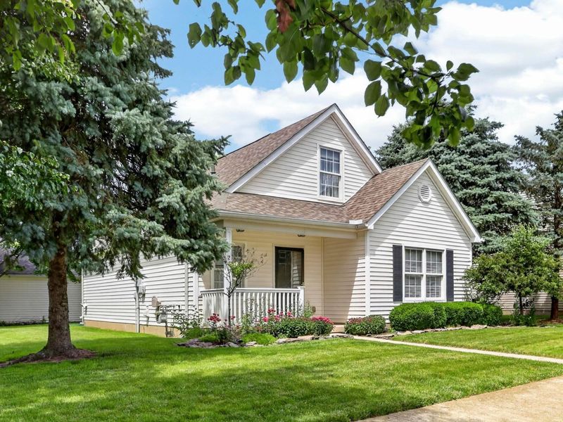 24 Bloomfield Hills Drive , Ashville, OH 43103 Photo 3