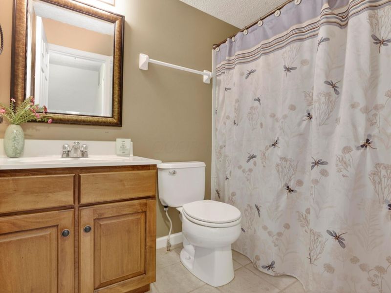 24 Bloomfield Hills Drive , Ashville, OH 43103 Photo 35